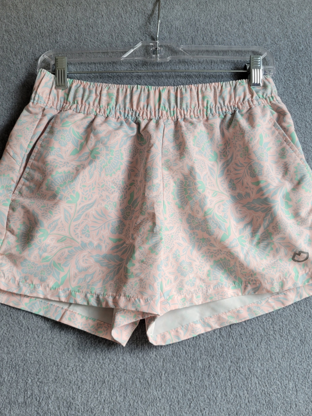 Light Pink Floral Active Shorts with Mint Accents Sz S